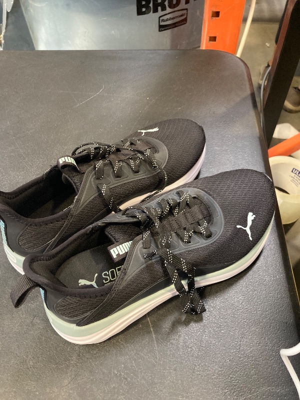 Photo 1 of PUMA Ladies' Sophia EVO Sneaker size womens 9 