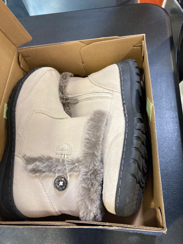 Photo 1 of Khombu Womens Iris Leather Cold Weather Winter & Snow Boots Taupe 9 Medium (B,M)