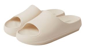 Photo 1 of 32 Degrees Unisex Cushion Slide Sandal Indoor Outdoor Shower Friendly, Cream Size small 