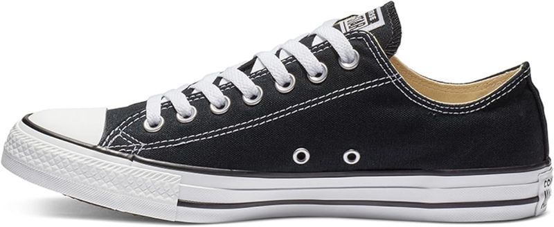 Photo 1 of Converse Chuck Taylor All Star Low Top Sneakers size M5/W7