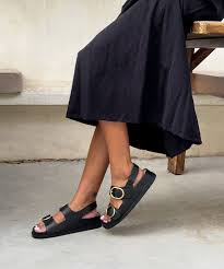 Photo 1 of Dolce Vita SANDALS SIZE 6