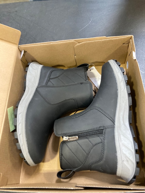 Photo 1 of Khombu Dusk Ladies Size 8 All Weather Boot Black New in Box SIZE 8