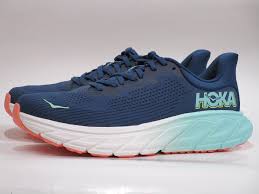 Photo 1 of HOKA ONE ONE® Arahi 7 for Women | HOKA SIZE 7B