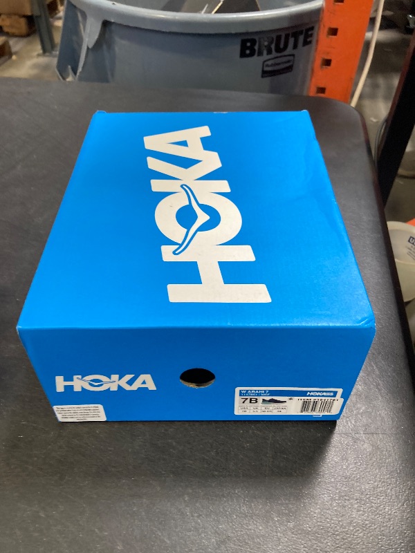 Photo 1 of HOKA ONE ONE® Arahi 7 for Women | HOKA SIZE 7B