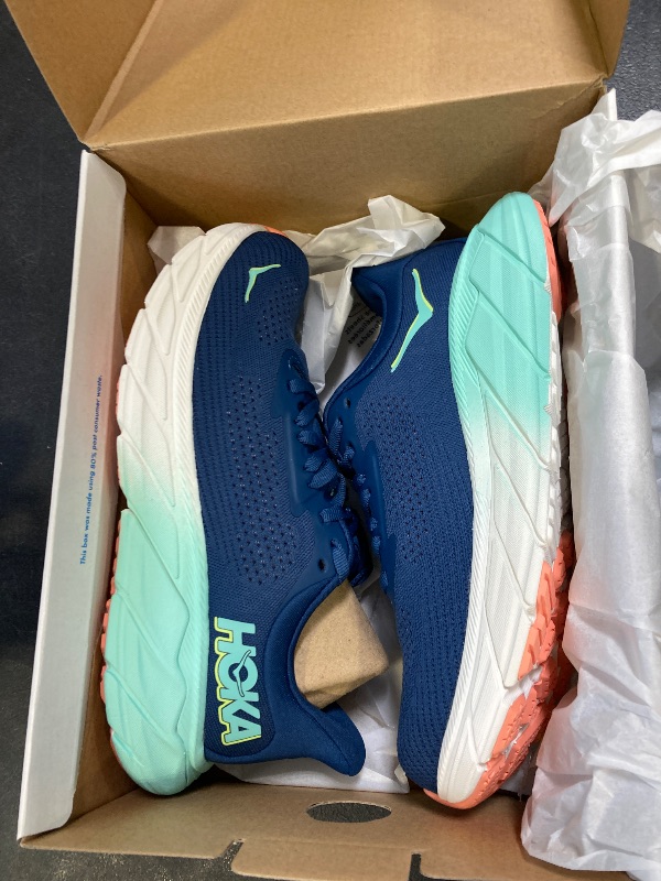 Photo 1 of HOKA ONE ONE® Arahi 7 for Women | HOKA SIZE 7B
