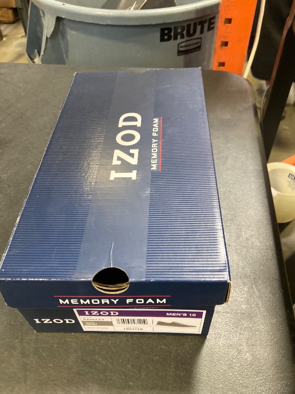 Photo 1 of Izod Men's Canvas Shoe SIZE MEN 10