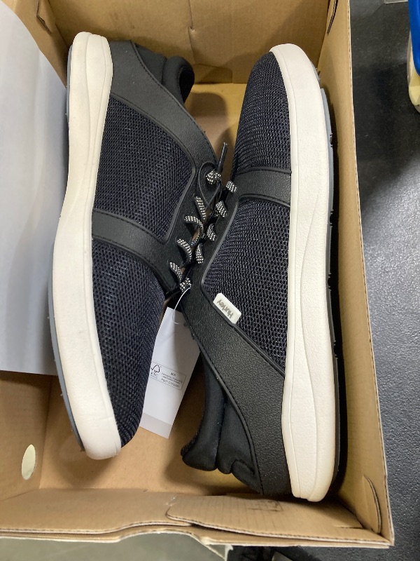 Photo 1 of Hurley Men's Lace Up Shoe SIZE 10.5