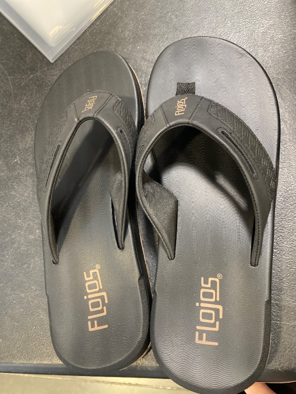 Photo 1 of Flojos Men's Memory Foam Sandals Flip-flops, Black/Tan
 size 10