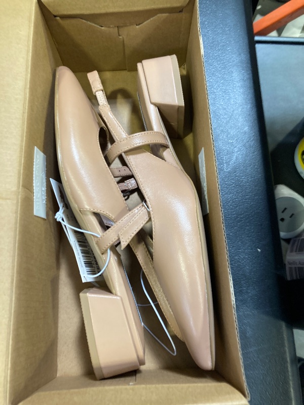 Photo 1 of Steve Madden Women's Modern Mary Jane Flat size 7.5