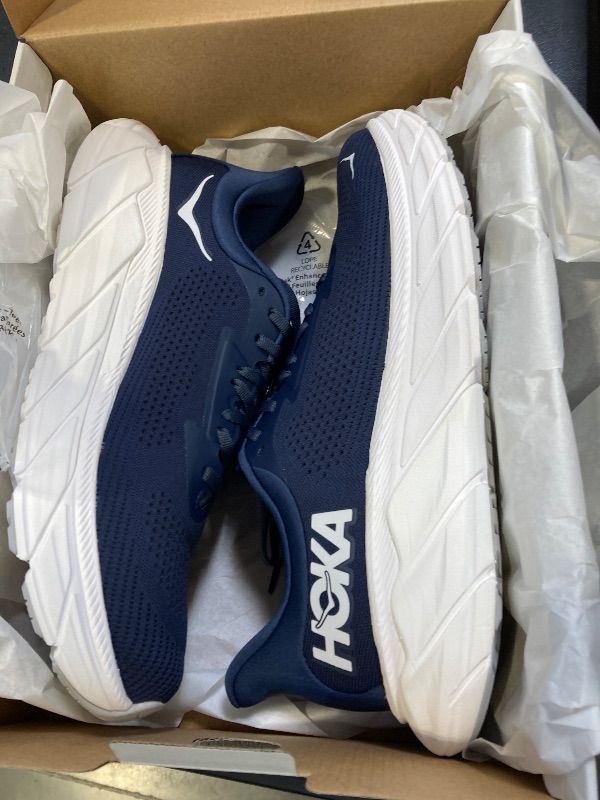 Photo 1 of HOKA M ARAHI 7 SHOES  ( SIZE 9.5D ) 