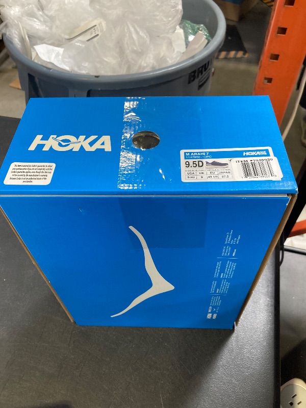 Photo 1 of HOKA M ARAHI 7 SHOES  ( SIZE 9.5D ) 