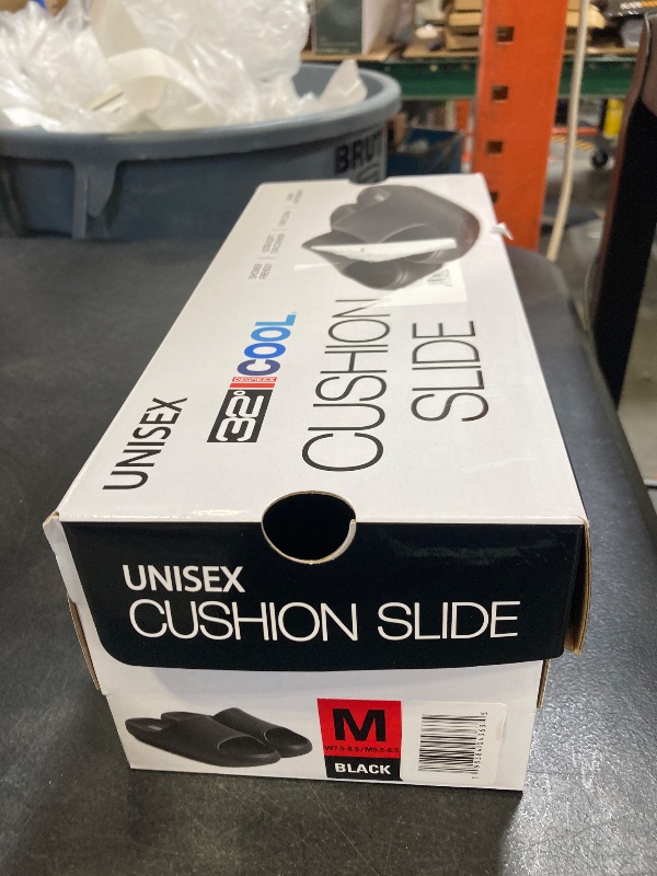 Photo 1 of 32 Degrees Unisex Cushion Slide Sandal size medium 