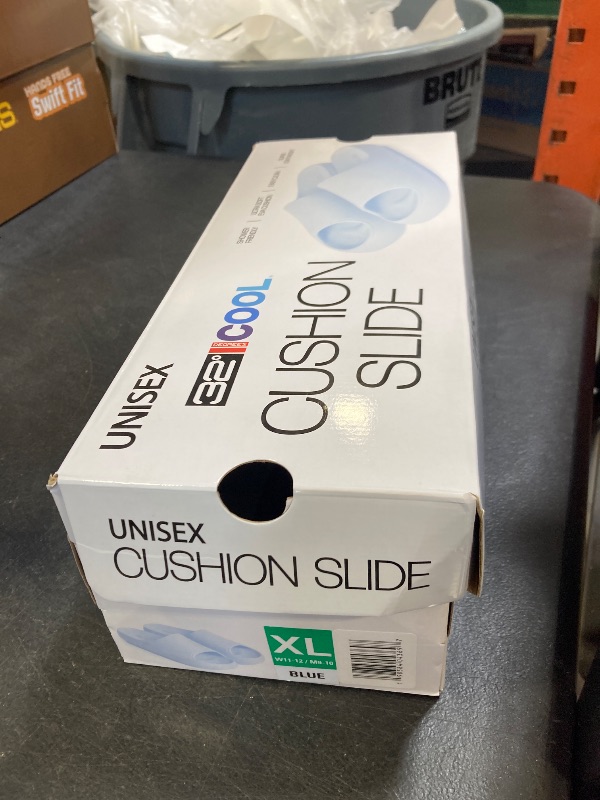 Photo 1 of 32 Degrees Unisex Cushion Slide Sandal size xl 