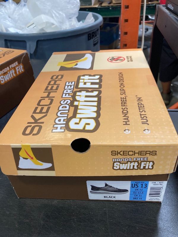 Photo 1 of Skechers Men's Delson Swift Fit Hands Free Shoe size 13