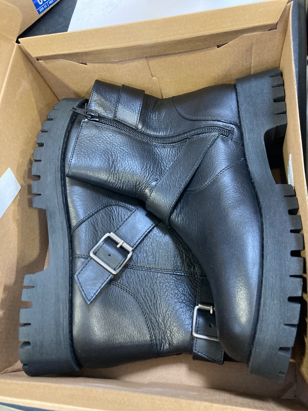 Photo 1 of Steve Madden Women Ankle Biker Combat Boot Crusader Black Leather SIZE 9