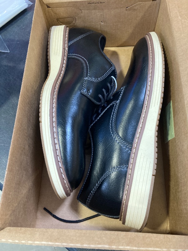 Photo 1 of STEVE MADDEN Leather Shoes For Men  SIZE 9 