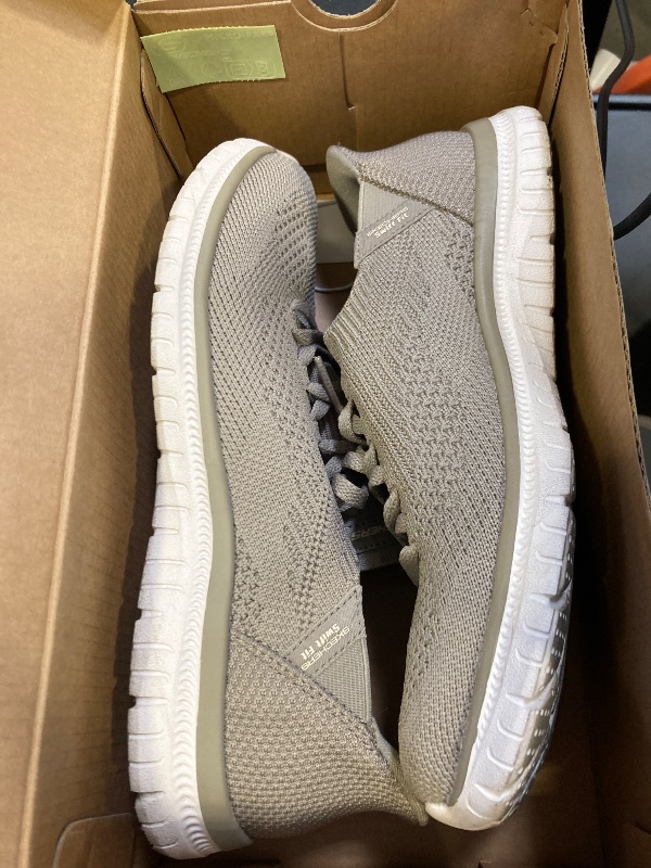 Photo 1 of WOMENS RUNNING SHOES SIZE US 8 