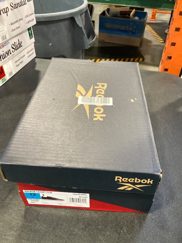Photo 1 of Reebok Men's Court Sneaker size 12