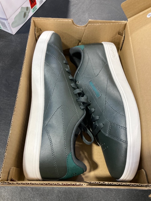 Photo 1 of Reebok Men's Court Sneaker size 12