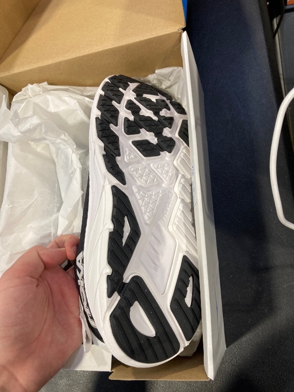 Photo 1 of Hoka Arahi 7 Shoes Womens 5 Black White Road Running size 9.5B