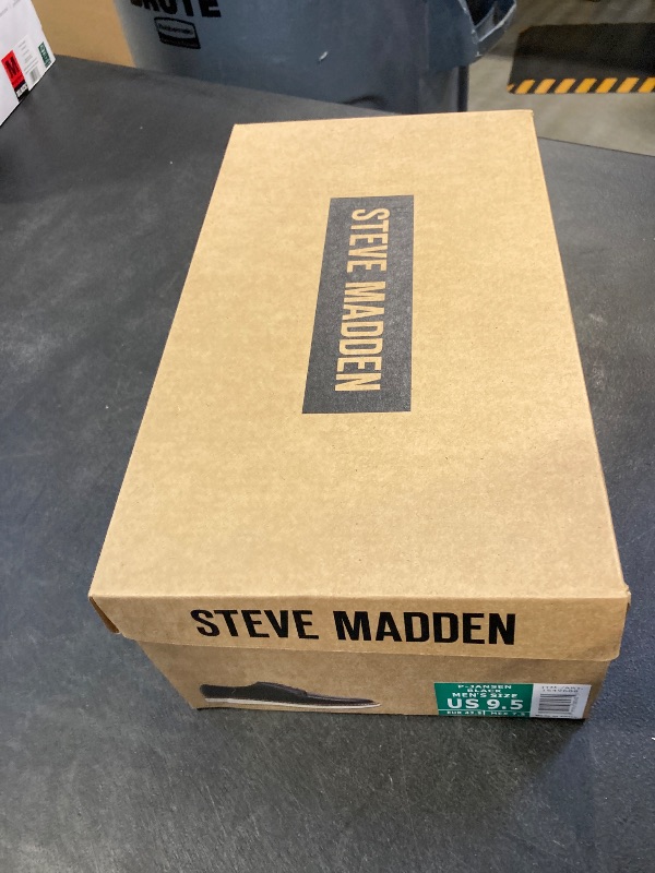 Photo 1 of Leather Shoes For Men Steve Madden size 9.5