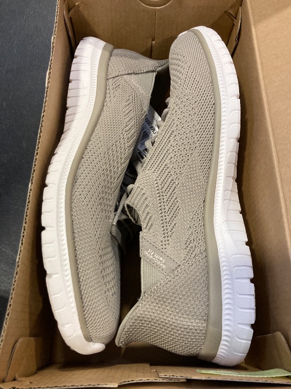 Photo 1 of Skechers Women's Virtue Swift Fit Hands Free Shoe size 9