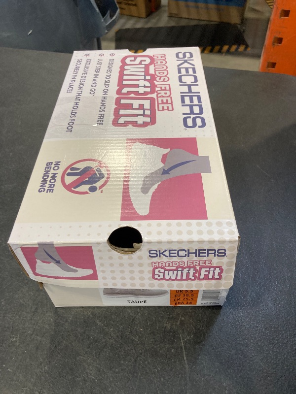Photo 1 of Skechers Women's Virtue Swift Fit Hands Free Shoe size 8.5