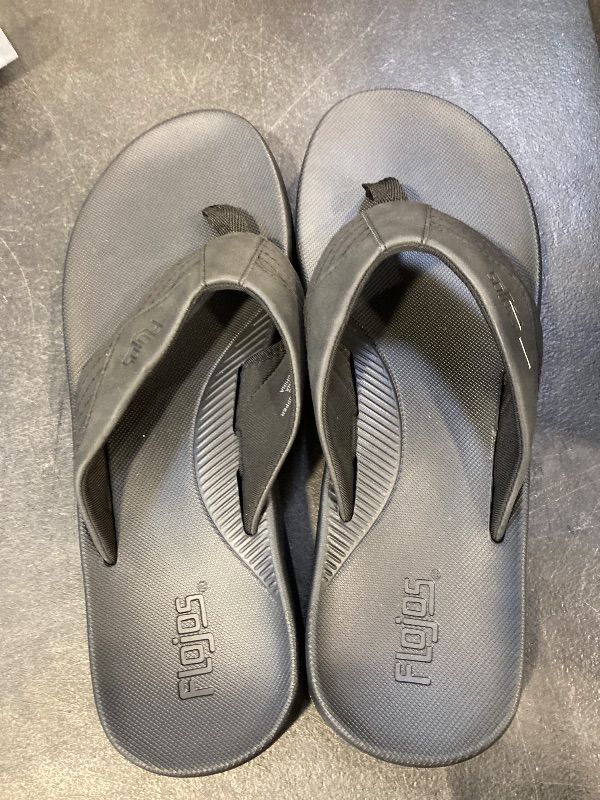 Photo 1 of Flojos Men's Memory Foam Flip Flop Sandals, Black size 12