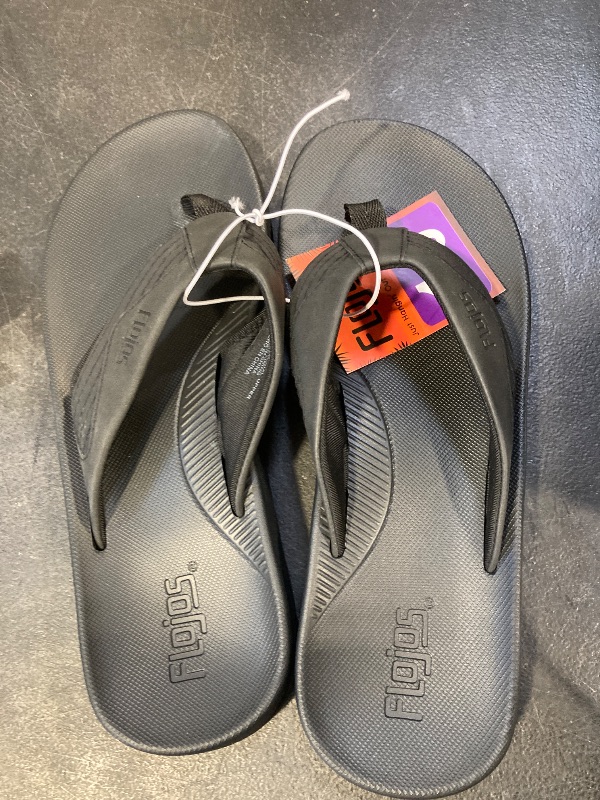 Photo 1 of Flojos Men's Memory Foam Flip Flop Sandals, Black size 10
