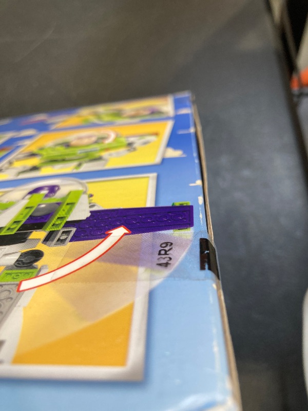 Photo 1 of LEGO Toy Story Construct a Buzz (7592)