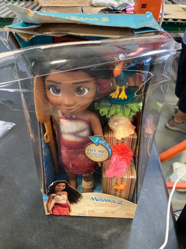 Photo 1 of Disney Moana 2 My Singing Friend Moana Doll & Heihei Figure Playset for Girls Officially Licensed, Great Birthday Gift for Kids Girls and Boys