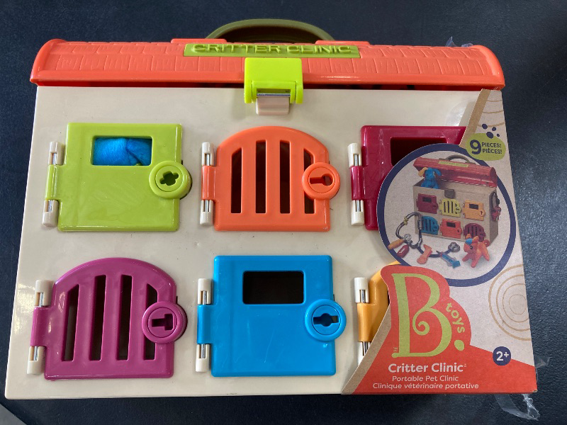 Photo 1 of B. toys- Critter Clinic- Pretend Play Toy Vet Set For Toddlers, Kids – Pet Care Set- Tools, Plush Toys Vet Clinic – 2 Years +(14 Pieces)