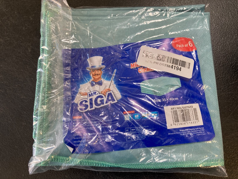 Photo 1 of MR.SIGA Ultra Fine Microfiber Cloths for Glass, Pack of 6, 35 x 40 cm 13.7" x 15.7"