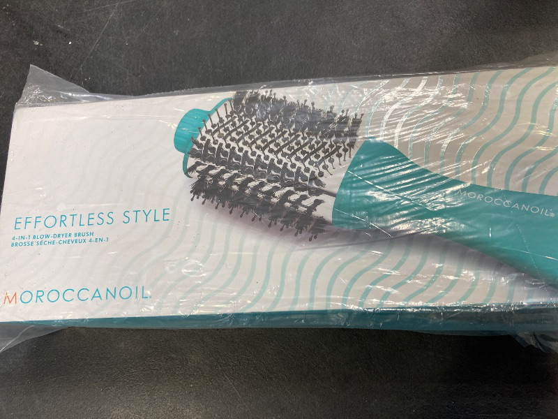 Photo 1 of Moroccanoil Effortless Style 4-in-1 Blow-Dryer Brush
