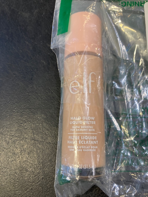 Photo 1 of e.l.f. Halo Glow Liquid Filter, Complexion Booster For A Glowing, Soft-Focus Look, Infused With Hyaluronic Acid, Vegan & Cruelty-Free, 0.5 Fair