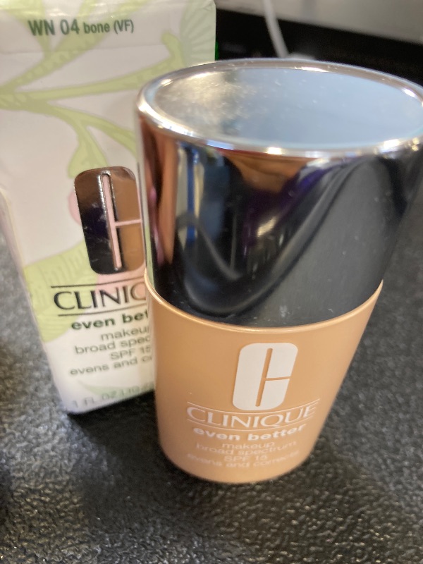 Photo 1 of Clinique Even Better Makeup Medium Coverage Foundation Broad Spectrum SPF 15 | Evens Skin Tone + Reduces Dark Spots, Bone, 1 Fl Oz