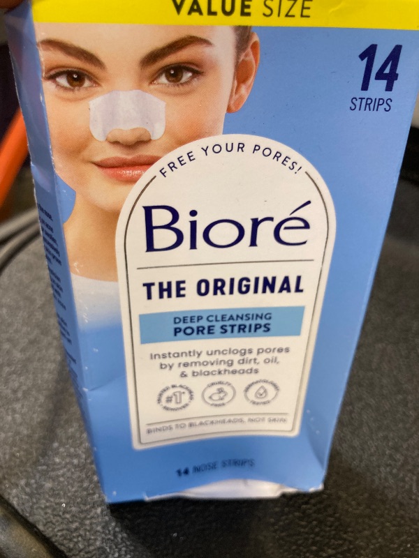 Photo 1 of Bioré Original Blackhead Remover Strips, Deep Cleansing Nose Strips With Instant Pore Unclogging, Features C-Bond Technology, Oil-Free, Non-Comedogenic Use, 14 Count
