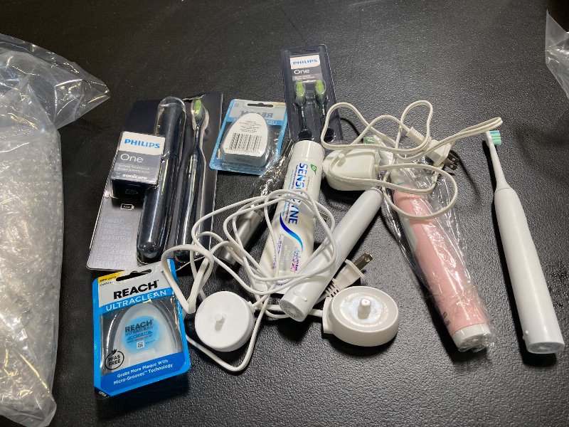 Photo 1 of Oral Hygiene Bundle!
---final sale / no returns---