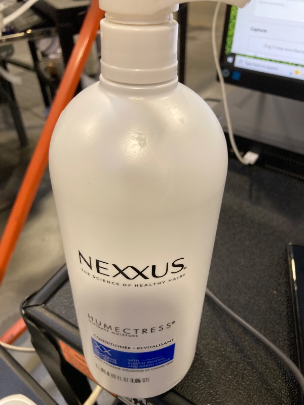 Photo 1 of NEXXUS HUMECTRESS Ultimate Moisturizing Conditioner 33.80 oz