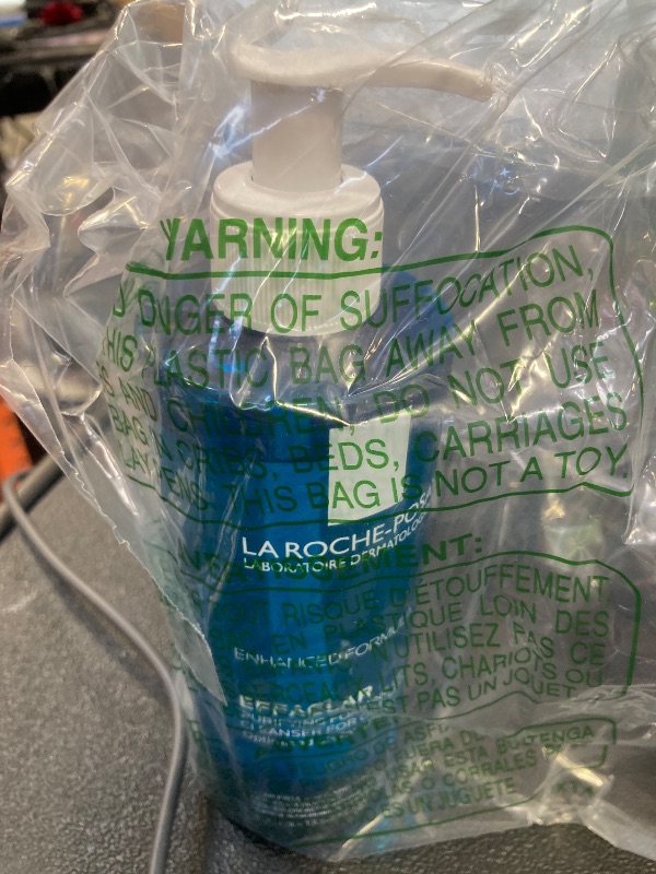 Photo 1 of La Roche-Posay Effaclar Purifying Foaming Gel Cleanser for Oily Skin, With Zinc Pidolate To Remove Excess Oil & Shine, Alcohol Free & Oil Free, Sensitive Skin Tested