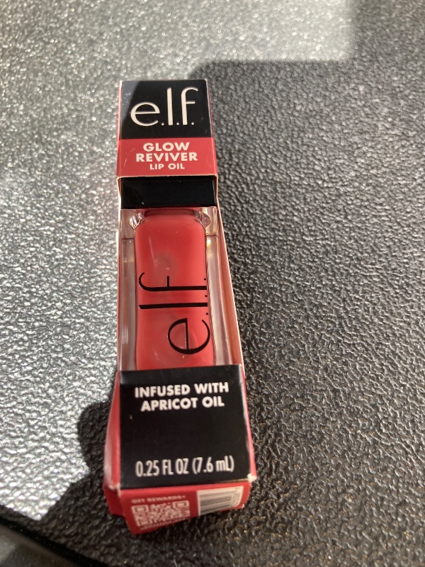 Photo 1 of e.l.f. Glow Reviver Lip Oil, Nourishing Tinted Lip Oil For A High-shine Finish, Infused With Jojoba Oil, Vegan & Cruelty-free, Rose Envy