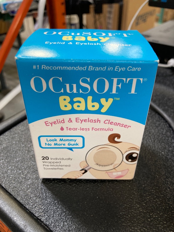 Photo 1 of OCuSOFT Baby Eyelid and Eyelash Cleanser, Pre-Moistened Towelette, White/Blue 20 Count