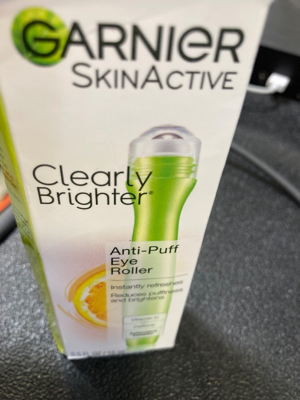 Photo 1 of Garnier Clearly Brighter Anti-Puff Eye Roller, Dark Circles Under Eye Treatment with Caffeine and Vitamin C, 0.5 Fl Oz (15mL), 1 Count (Packaging May Vary)