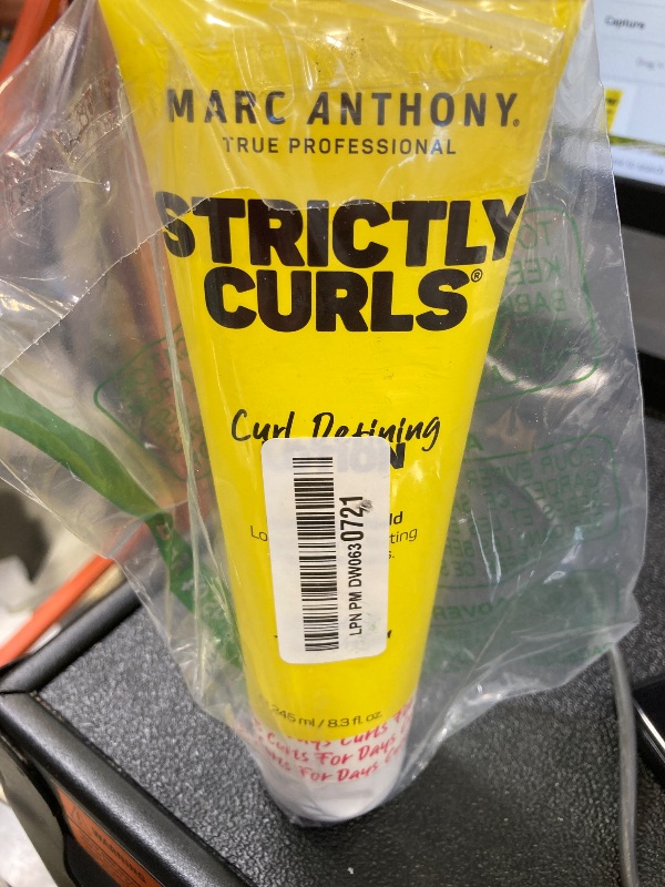 Photo 1 of Marc Anthony Curl Defining & Enhancing Lotion, Strictly Curls - Moisturizing Detangler with Vitamin E & Silk Protein for Long-Lasting Frizz-Free - Bounce & Shine For Wavy, Dry or Damaged Hair