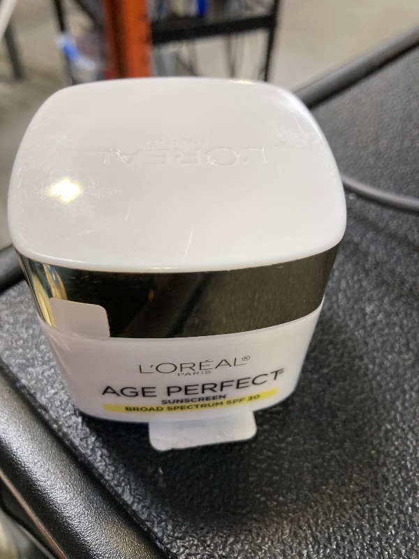 Photo 1 of L'Oreal Paris Age Perfect Collagen Expert Anti-Aging Day Moisturizer 2.5 oz