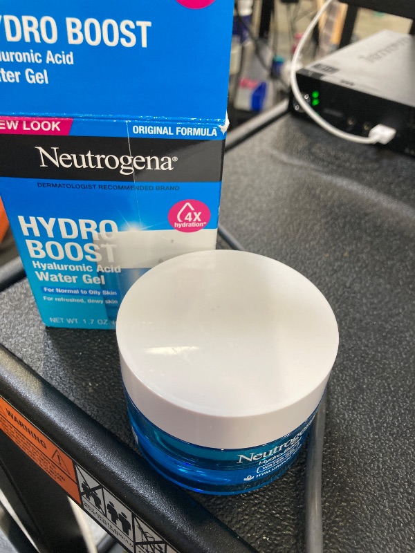 Photo 1 of Neutrogena Hydro Boost Water Gel with Signature Fragrance, Hyaluronic Acid Face Moisturizer for Normal to Oily Skin, Delivers Hydration for Refreshed, Dewy Skin, 1.7 fl. oz