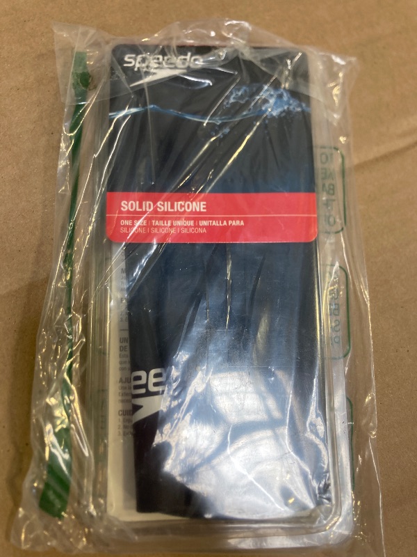 Photo 1 of Speedo Unisex-Adult Swim Cap Silicone