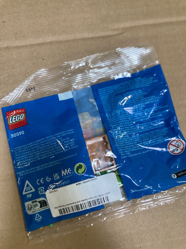 Photo 1 of LEGO DREAMZzz Bunchu's Creative Animal Adventures - Fantasy Bunny Toy for Kids, Boys and Girls, Ages 7+ - 20 Building Options - Building Set with Izzie Minifigure - Gift Idea for Birthdays - 71488