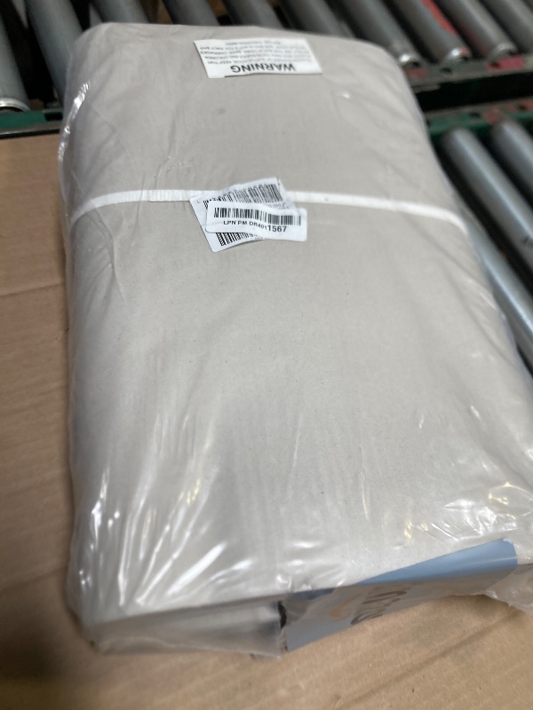 Photo 1 of White Bulk Packing Paper Sheets for Moving | 640 sheets | 27" x 17" | 20 lb | Twin Pack | | Newsprint Wrapping Paper Sheets - Must Have in Your Moving Supplies, Packing Materials, Moving Paper Wrap