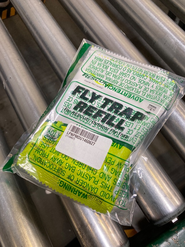 Photo 1 of RESCUE! Reusable Fly Trap Refill – Outdoor Use - 4 Pack